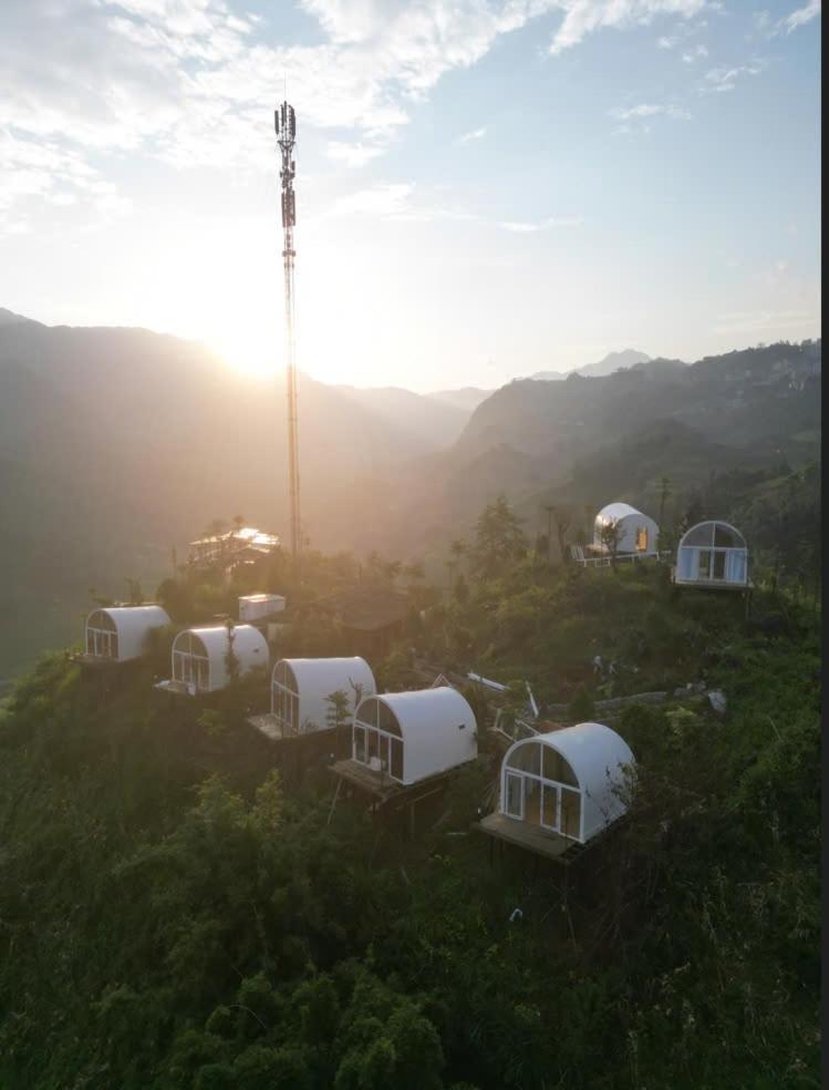 Phansi - Glamping, View Point 360, Bar & Bbq Sapa