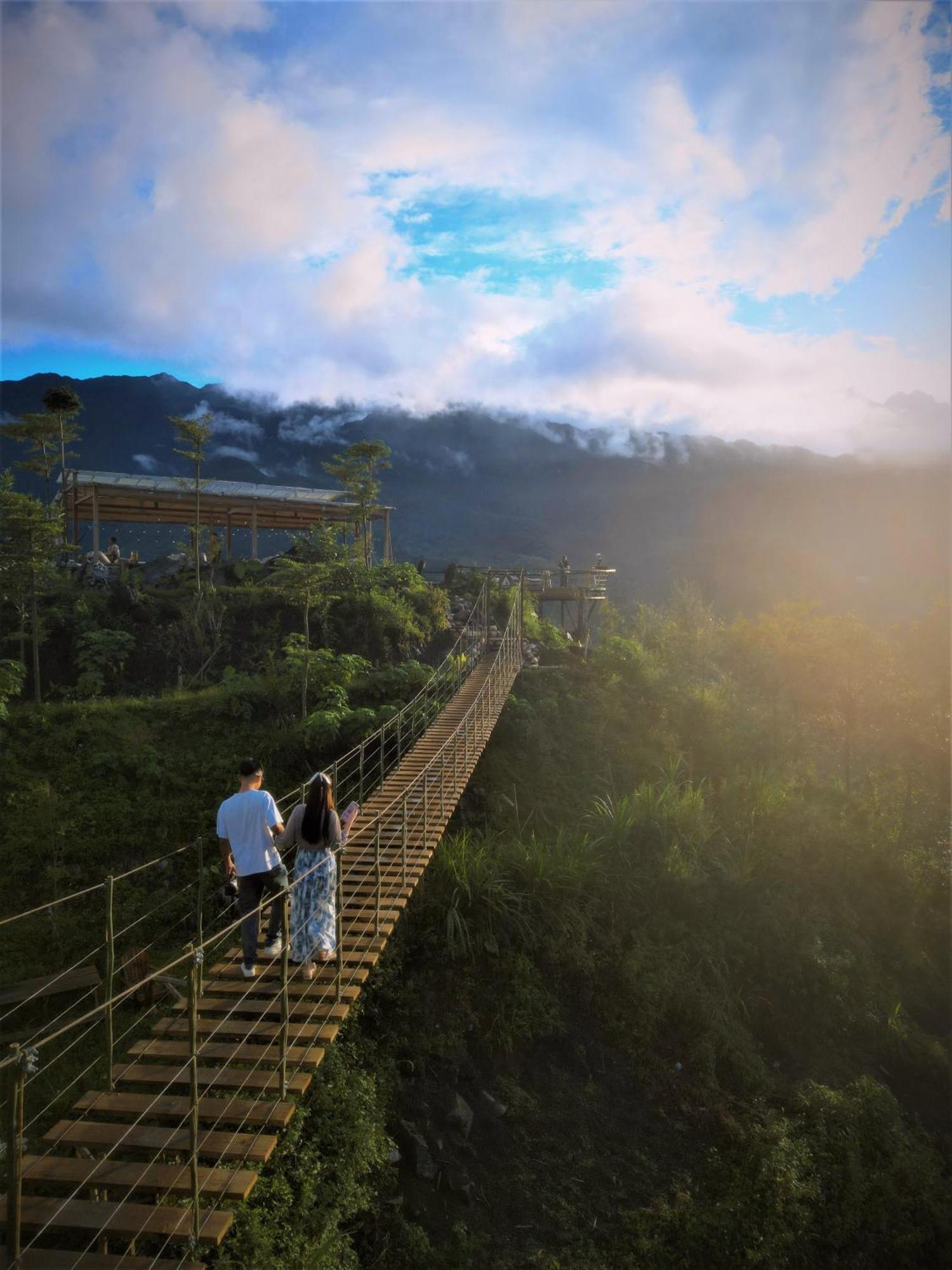 Phansi - Glamping, View Point 360, Bar & Bbq Luxuszelt Sapa
